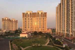 DLF New Town Heights